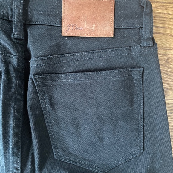 J. Crew | Petite 9" Mid-Rise Stretchy Toothpick Jeans - Picture 7 of 8